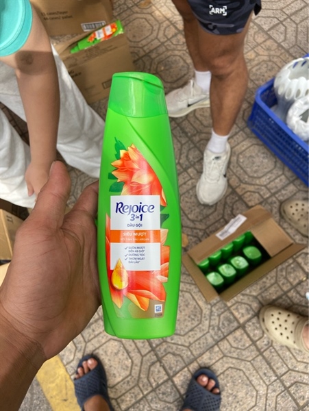 Dầu gội Rejoice siêu mượt 320g