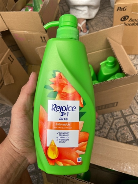 Dầu gội Rejoice siêu mềm mượt 630ml