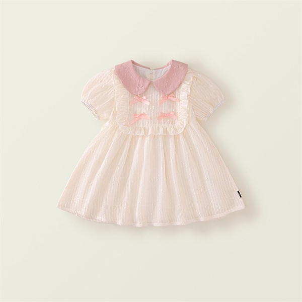 Váy voan kem nơ hồng