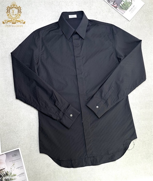 Sơ mi Dior dài tay đen chữ chìm