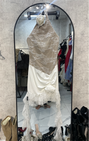 Đầm cổ yếm tua rua 2 bên Tieu Lac size M