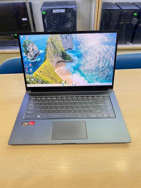 Laptop MSI Modern 15 A5M 237VN: AMD Ryzen 7 5700U / Ram 8G / Ssd 256G / Màn 15.6inch Full HD IPS / Phím Led.