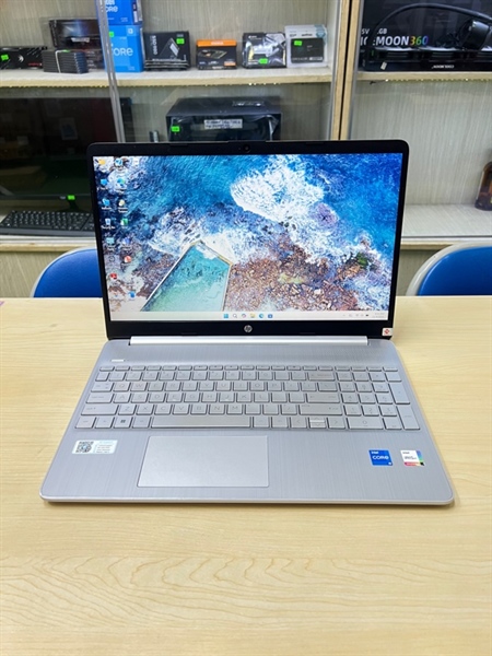 HP Laptop PC 15s-fq2000 (2D119AV): Core i5-1135G7 / Ram 8G / Ssd 256G / Màn 15.6inch Full HD IPS.