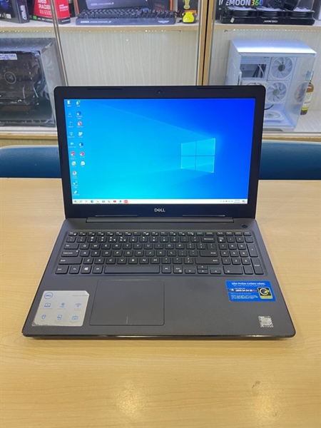 Dell Vostro 3590: Core i7-10510U / Ram 8G / Ssd 256G / Màn 15.6inch Full HD.