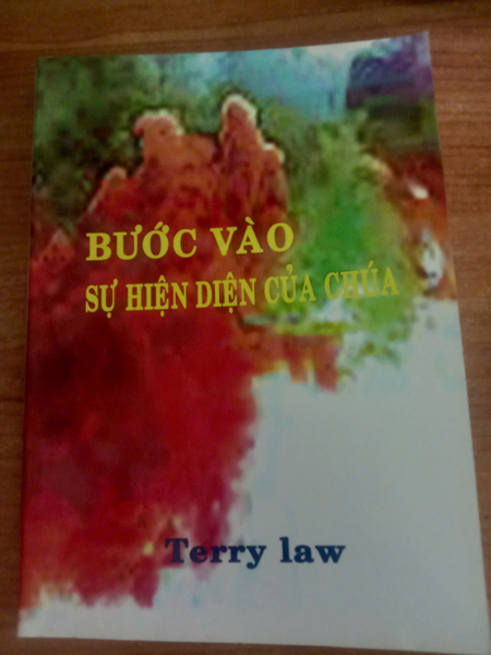 Bước Vào Sự Hiện Diện Của Chúa