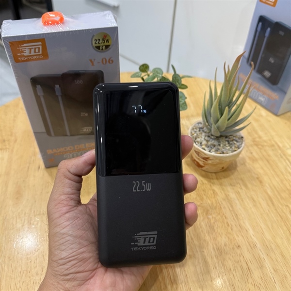 Pin dự phòng 20.000mAh TEKYOREO sạc nhanh 22.5W PD – liền cáp Type-C & Lighning
