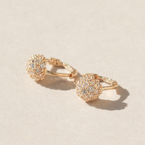 14K Petite Ball mini huggie (S)