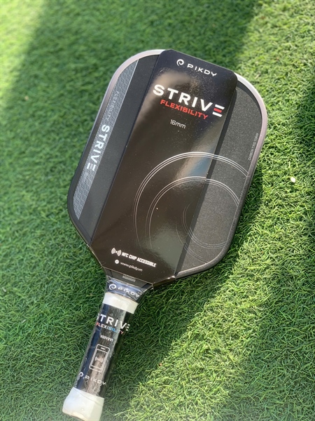 Giền Pickleball - Vợt Pickleball PIKDY Strive