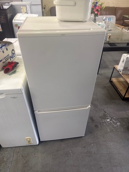 Tủ lạnh 2 cánh aqua