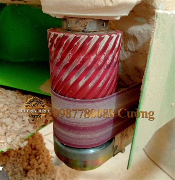 Trục cao su 150mm*95mm*30mm (Dùng cho máy chép hình tròn)