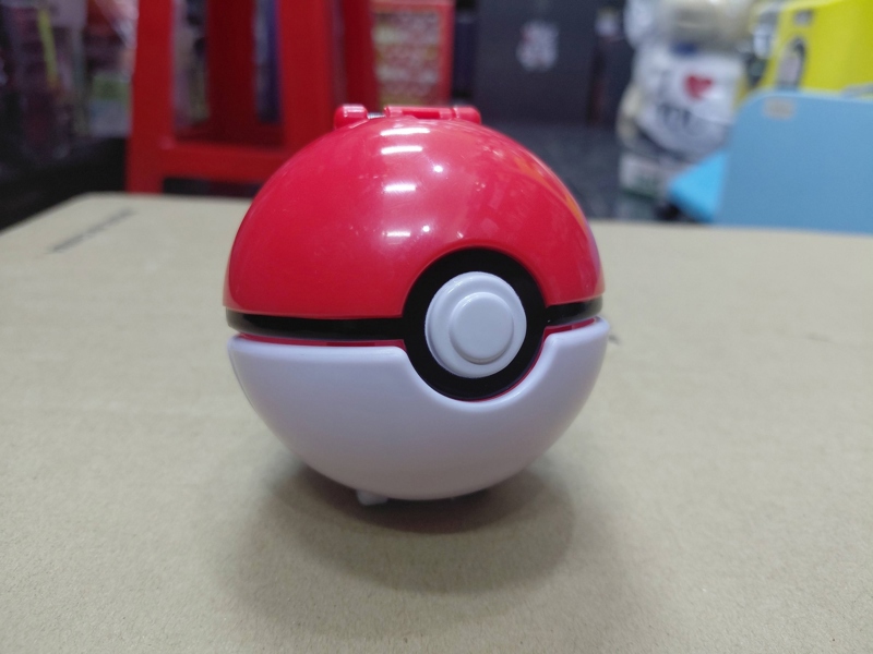 Mua bán (NOBOX) POKEMON TRANSFORM POKEBALL