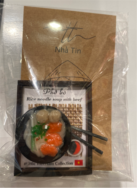 Tin nam châm khay phở