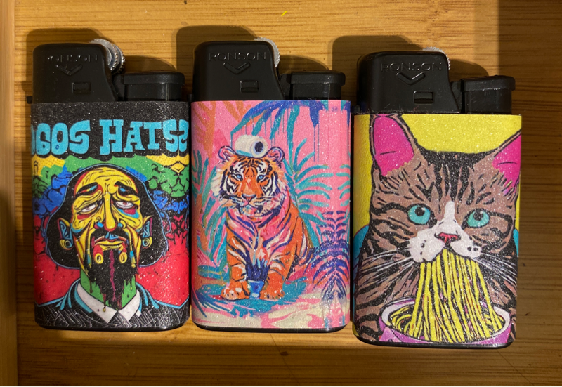 XL bật lửa chơi