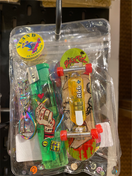 XL Bật lửa ván trượt