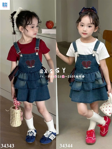 34344-Set yếm jeans tim caro áo trắng
