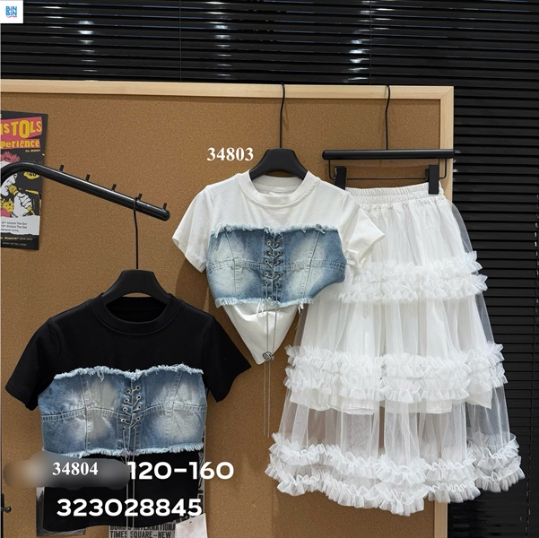 34804- Áo thun jean xích BB đen