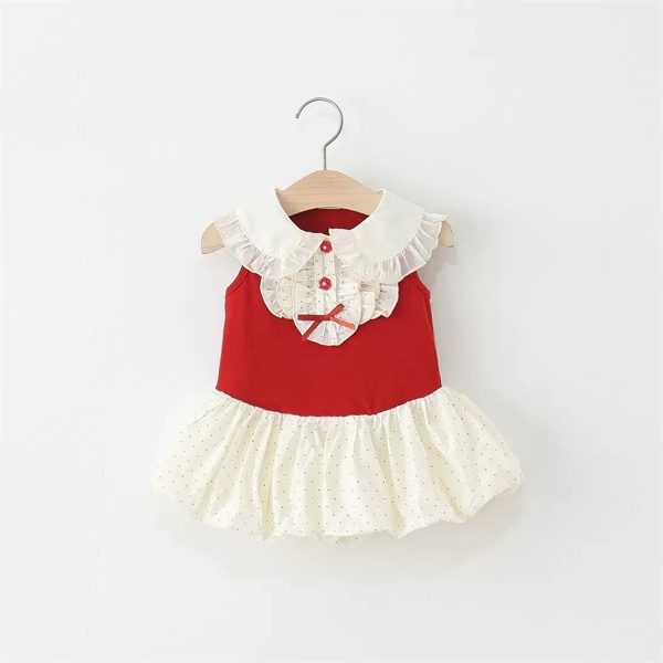 Váy bí đỏ trắng chấm bi