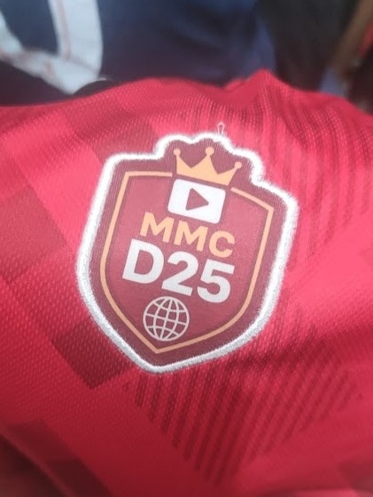 In Logo, tên số lưng