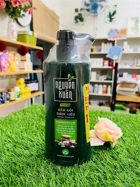 Dầu Gội Nguyên Xuân dưỡng tóc 350ml (xanh lá đậm)