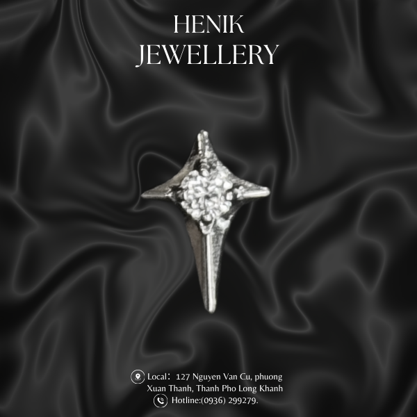 SPARKLING STAR EARRING - TITANIUM ASTM-F136