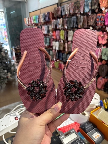 Rượu vuông quai tuyến mịn