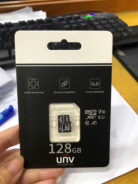 Thẻ nhớ 128G UNV