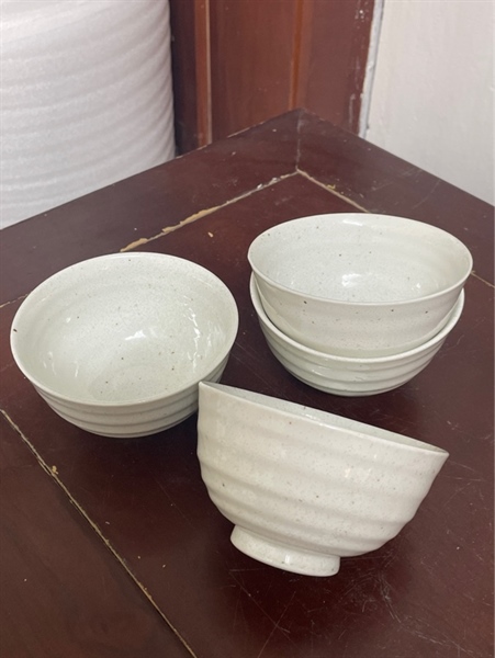 Bát cơm trắng men tiêu size 11x6cm