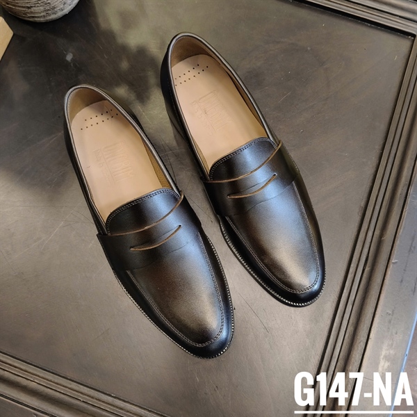 GIÀY LOAFER MŨI TRÒN QUAI MẶT NẠ