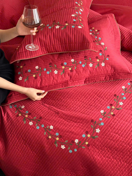 Bộ ga Chần full "Khê mãn hoa" | 100% cotton cao cấp 100S - Màu đỏ chần thêu hoa dây