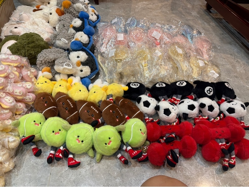 Móc khóa bóng thể thao bông cute