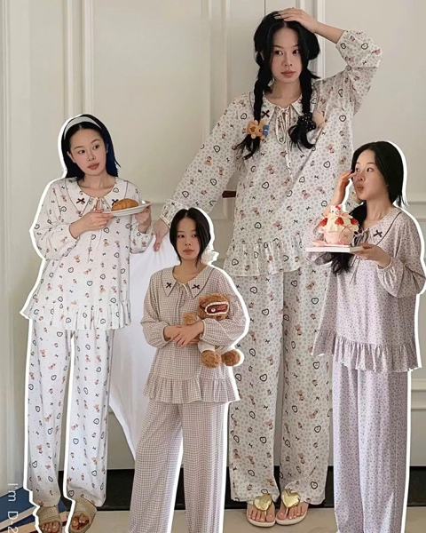 Bộ mặc nhà xuân hè DSTUDIO cổ búp bê viền bèo họa tiết xinh xắn style vintage cổ điển D2652