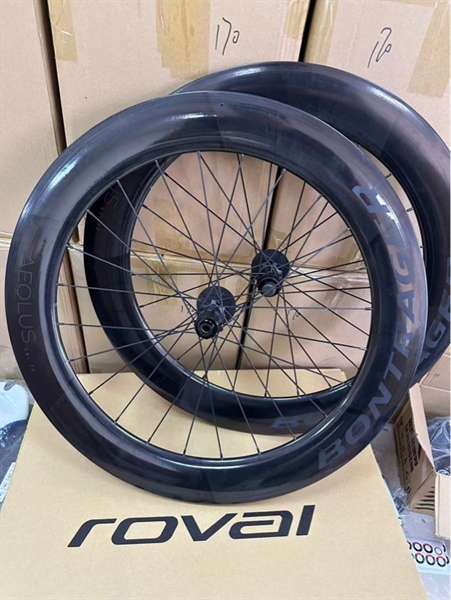 Vành Carbon Road Bontrager Aero Plus 75mm