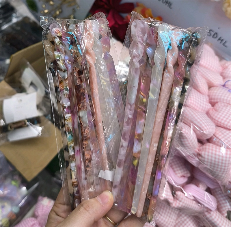 Châm tóc xà cừ (hh)