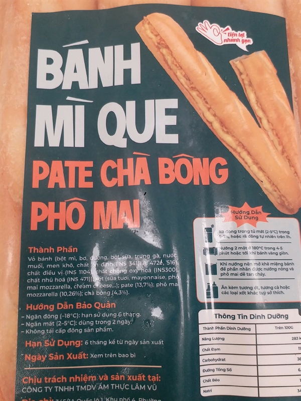 Bánh Mì Que Pate Chà Bông Phô Mai