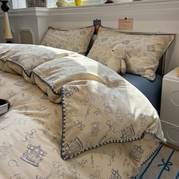 Bộ ga "Công Viên Vòng Quay" | BST Petit Jardin Cotton Linen – viền vỏ sò mũi tam giác - Gấu, Chùm bóng - DM01.06