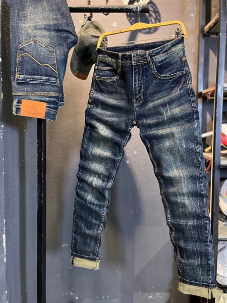 Jean Dài THREE VIP- JD1323 xanh was mạng thêu túi