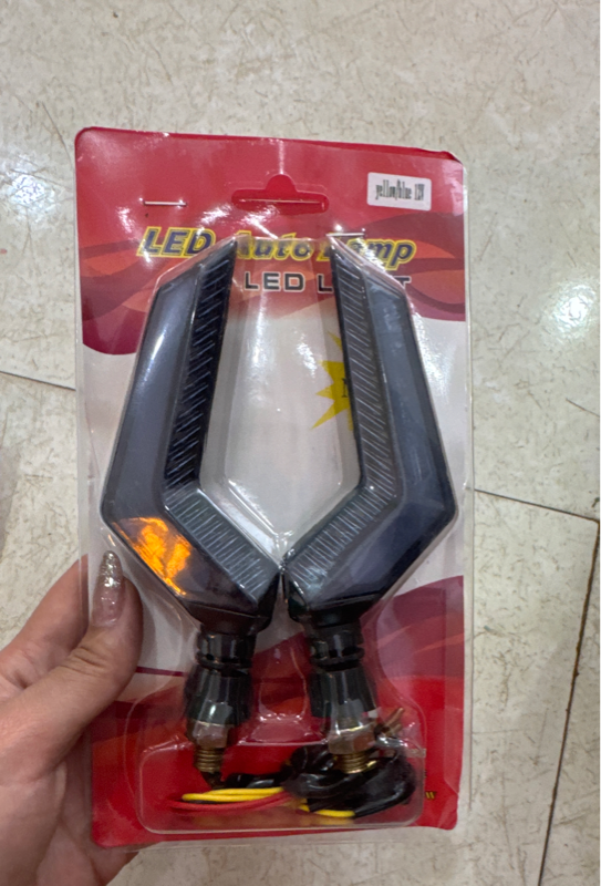 Đèn xi nhan trái phải 12V chữ Z