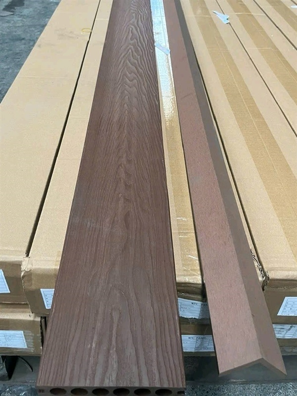 SÀN NGOÀI TRỜI LỖ TRÒN 3D (140x23x2900MM) - AVIBROWN