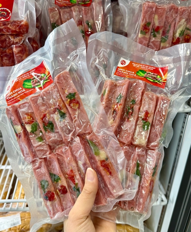 Nem Chua Thanh Hoá HT ベトナム風 発酵豚肉