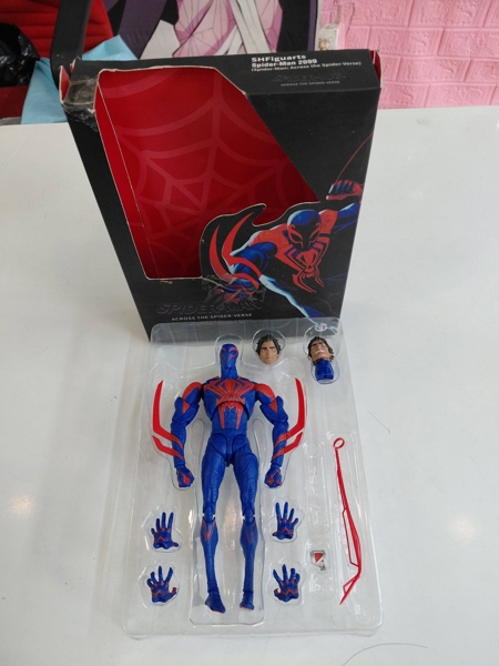 Mua bán (2ND CO TT) SHF SPIDER MAN 2099 FAKE