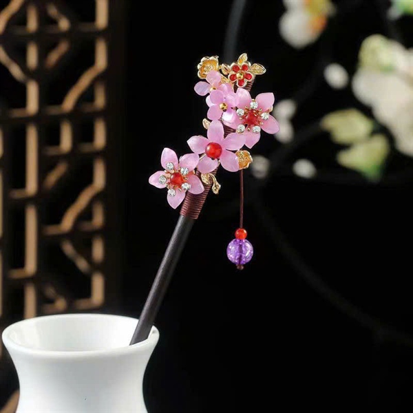 Trâm gỗ cài tóc đính hoa dây hạt tua rua đơn giản SP22266953