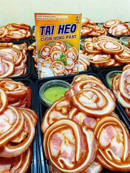 Tai Heo Cuộn Dăm Bông