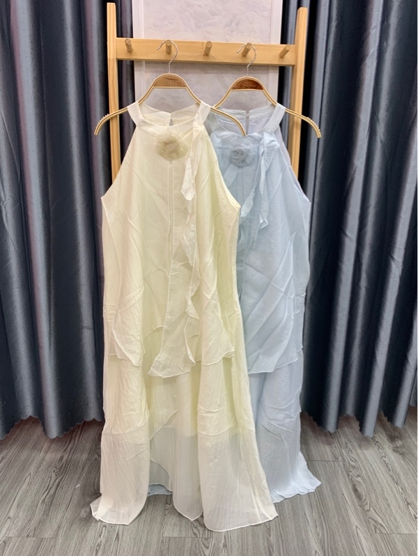 Váy tơ cổ yếm đính hoa BL 9911