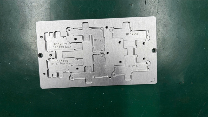 Khuôn ghép 6mm 17 serie