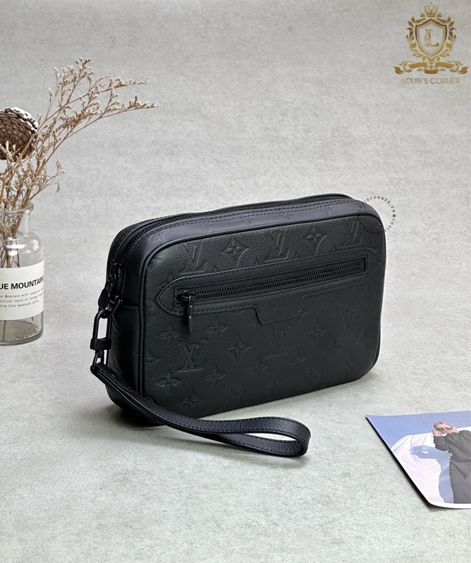 Clutch LV pochette kasai monogram shadow black