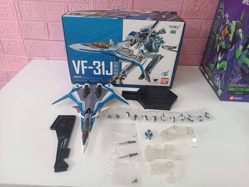 Mua bán (2ND, NỨT KÍNH BUỒNG LÁI, THÂN DƯỚI Ố) VF-31J SIEGFRIED