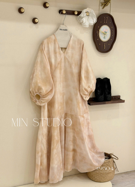 Đầm lụa dài V loang màu Min 9504