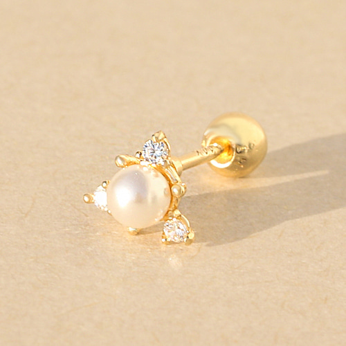 14K Snow Pearl Cubic Piercing