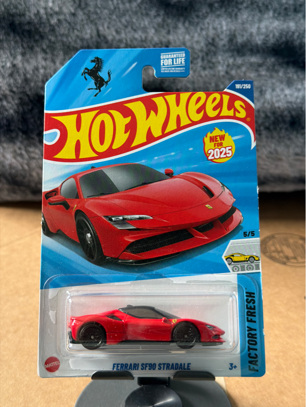 Ferrarisf90stradale