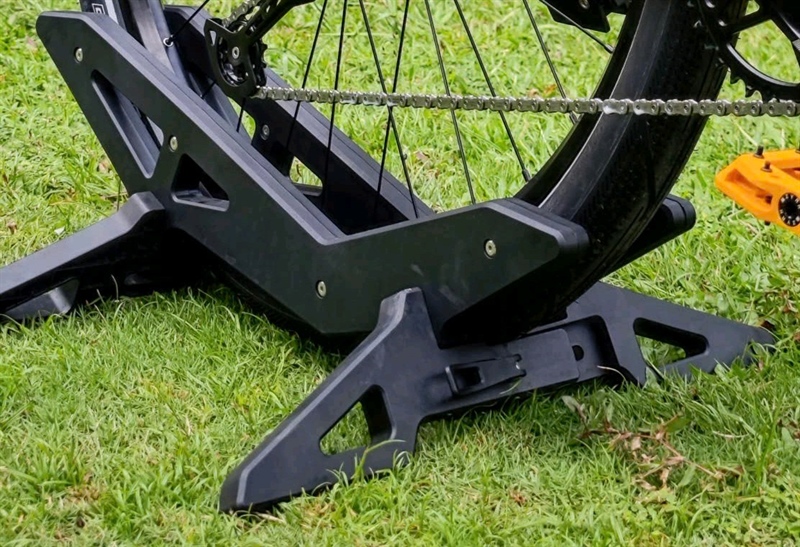 Đế giữ xe đạp thông minh